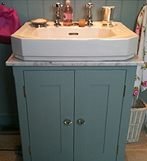 Bespoke Bathoom Vanity Cabinet